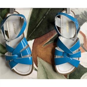 Turquoise women’s salt water sandals